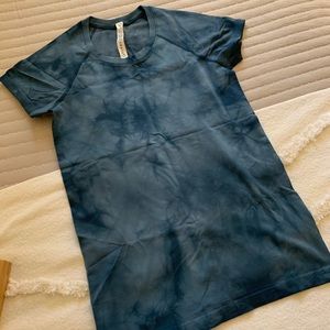 lululemon athletica Tops - Lululemon Tee BRAND NEW lululemon athletica Tops - Lululemon Tee BRAND NEW
